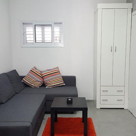 Studio Masaryk Apartment Bat Yam Exterior foto