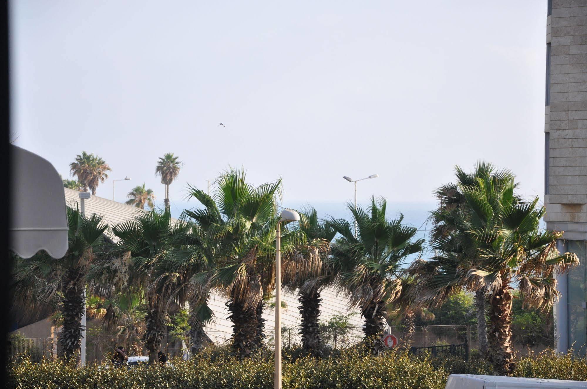 Studio Masaryk Apartment Bat Yam Exterior foto